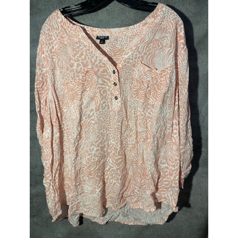 Torrid Harper Shirt Size 3 Plus Peach Pink Animal Cheetah Mixed Print Blouse